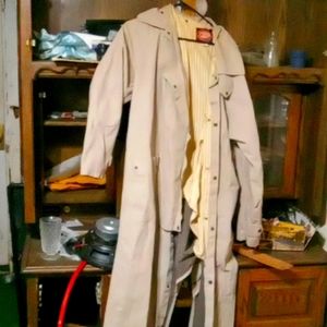 Used Australian outback duster